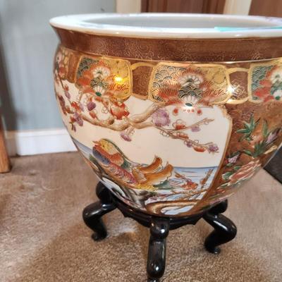 Large Fishbowl Planter w Wood Stand