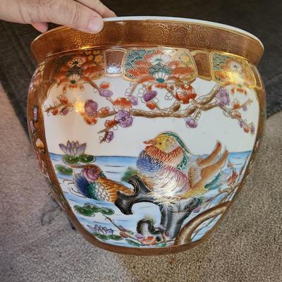 Large Fishbowl Planter w Wood Stand