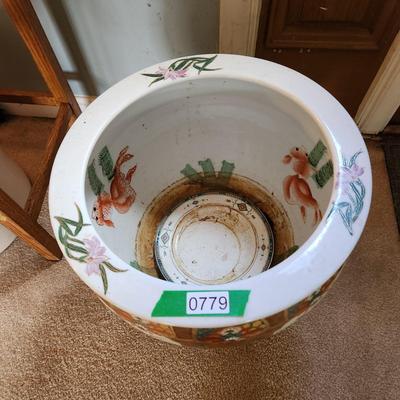 Large Fishbowl Planter w Wood Stand