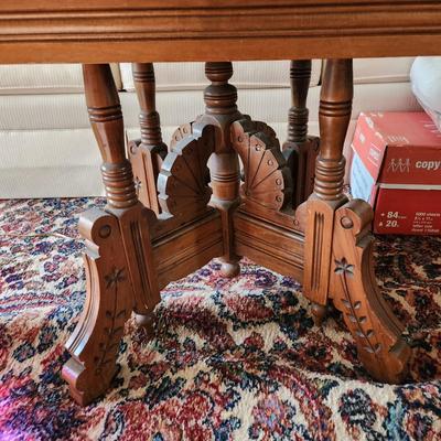 Antique Eastlake Table 30x22x22