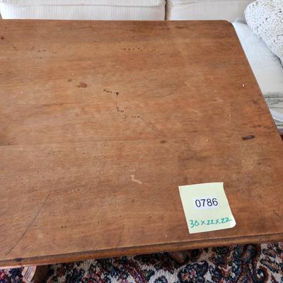 Antique Eastlake Table 30x22x22