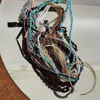 Necklace lot plus a bracelet