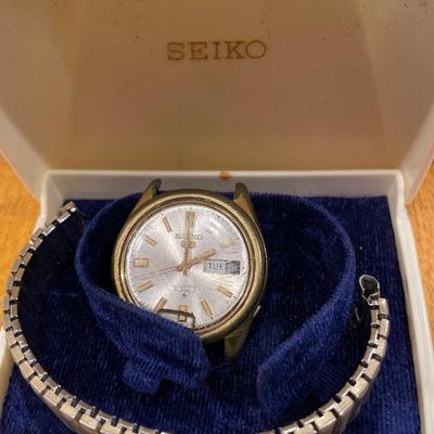 Men’s watches