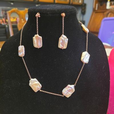 Necklace and earrings