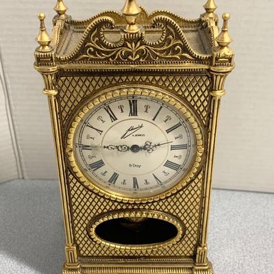 Schmid-Schlenker Mantle Clock