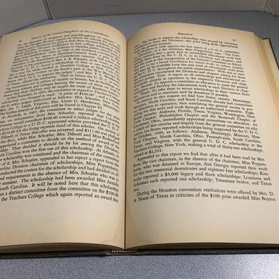 c.1925 History of Daughters of the Confederacy Illustrated Hardback