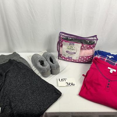 Lot I 306 Two Pajama Sets Two Pairs of Lounge Pants and Two Pairs of Slippers