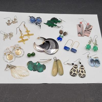 Mixed Lot Fashion Earrings Pierced