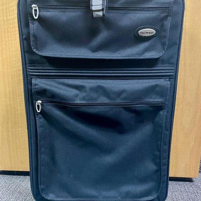 Rome Black Rolling Travel Suitcase with Telescoping Handle
