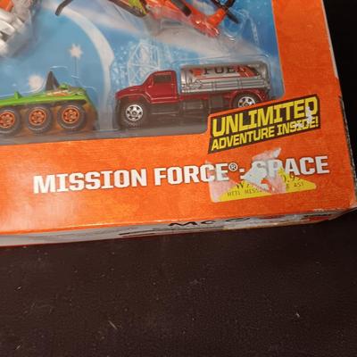 NIB MATCHBOX ON A MISSION