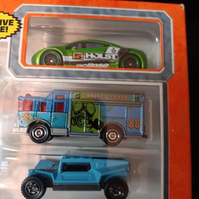 NIB MATCHBOX CARS GIFT PACK