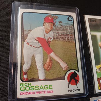 6 BASEBALL TRADING CARDS