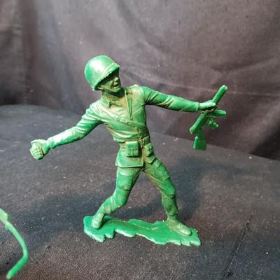 LARGE HARD PLASTIC MILITARY FIGURES