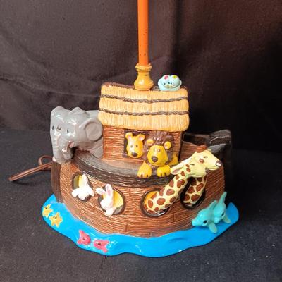 NOAH'S ARK TABLE LAMP