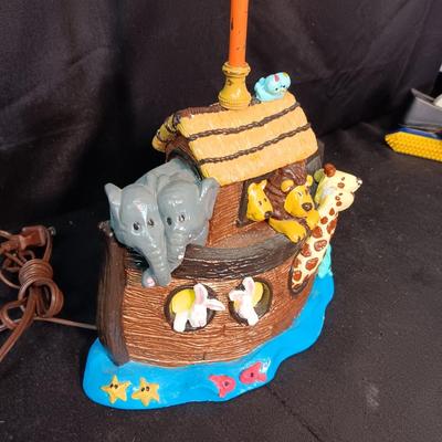 NOAH'S ARK TABLE LAMP