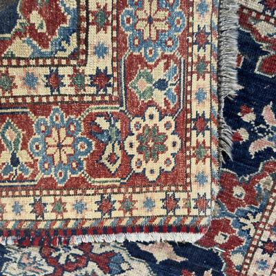 383 Vintage Handknotted Wool Oriental Rug 4’6” x 3’ 2”