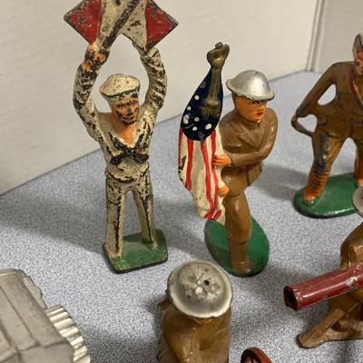 Antique Lead Soldiers Lot