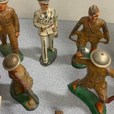 Antique Lead Soldiers Lot