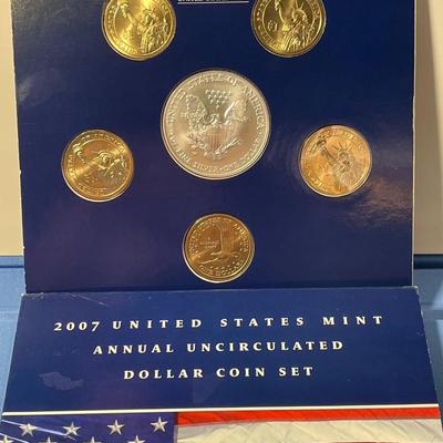 2007 6-Coin U.S. Mint Annual Uncirculated Dollar Set w/Silver Eagle as Pictured. FREE DOMESTIC SHIPPING.