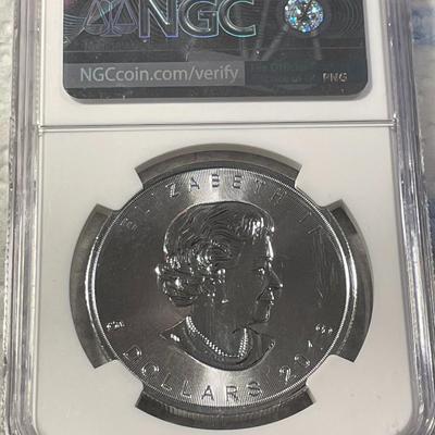 NGC CERTIFIED CANADA 2018 MS69 EARLY RELEASE $5 SILVER MAPLE LEAF AS PICTURED. FREE DOMESTIC SHIPPING.