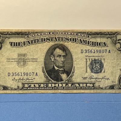 Series of 1953 Heavily Circulated Condition $5 Silver Certificate D35619807A as Pictured. FREE DOMESTIC SHIPPING.