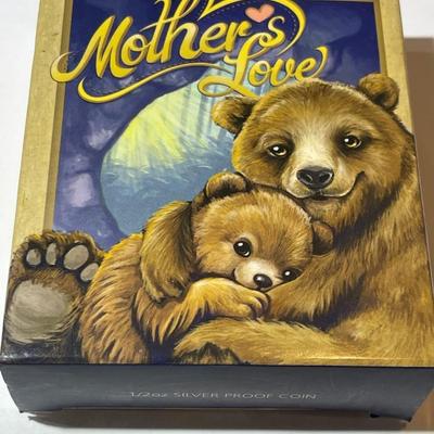 Australian MOTHER'S LOVE BEAR 2014 Proof Colorized 1/2 Ounce .999 Fine Silver Coin Limited to 10,000 as Pictured. Free Domestic...