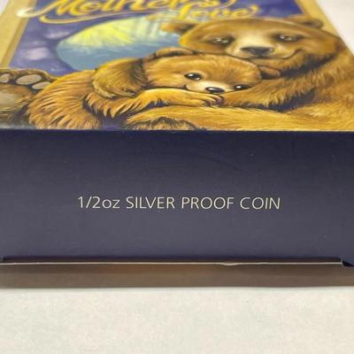 Australian MOTHER'S LOVE BEAR 2014 Proof Colorized 1/2 Ounce .999 Fine Silver Coin Limited to 10,000 as Pictured. Free Domestic...