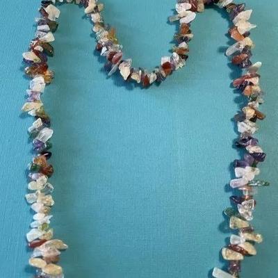Vintage 34" Agate/Quartz Bright Color Chip Bead Necklace in Good Preowned Condition.