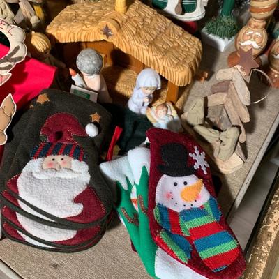 HUGE Christmas Decor Lot