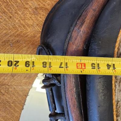 Antique horse collar clock