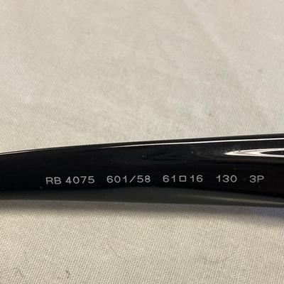 Ray Ban sunglasses 4075
