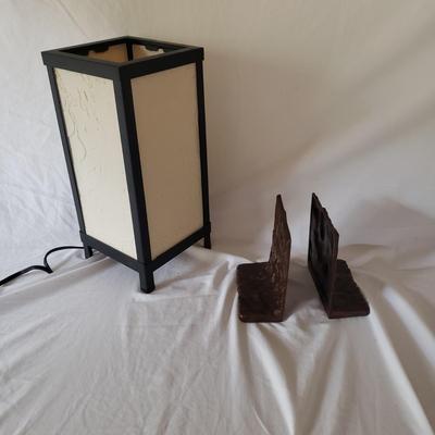 Gorgeous Leaf Lamp and Metal Native American Bookends (O-KD)
