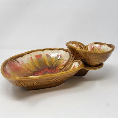 1960's Maurice of Calif USA IM-92 Leaf Shape Dip & Chip Bowl
