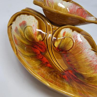 1960's Maurice of Calif USA IM-92 Leaf Shape Dip & Chip Bowl