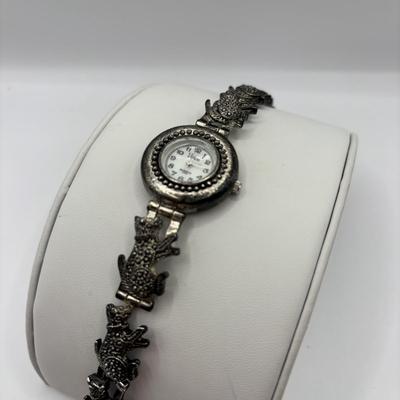 Lot 514J: Ladies Watches: Gruen, Ashley Fields Watch w/Matching Bracelet & ViVani w/Cat Band