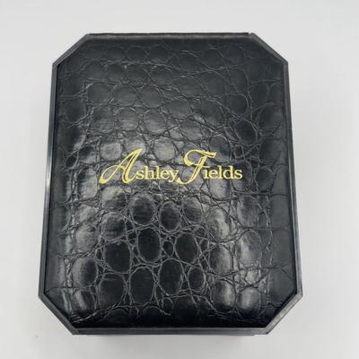 Lot 514J: Ladies Watches: Gruen, Ashley Fields Watch w/Matching Bracelet & ViVani w/Cat Band