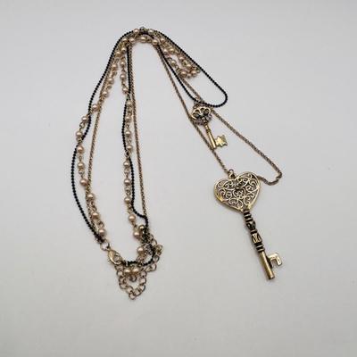 Lot 508J: Fashion Necklace Collection