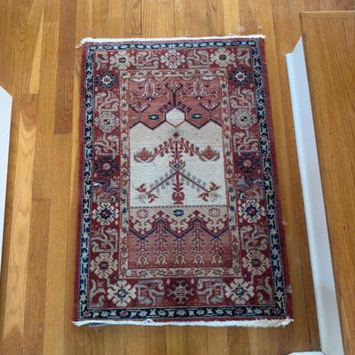 386 Handknotted Oriental Wool Rug 2' x 3'