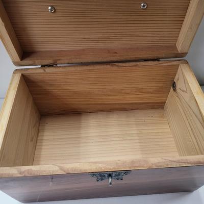 Small Cedar Treasure Box 10" x 6"