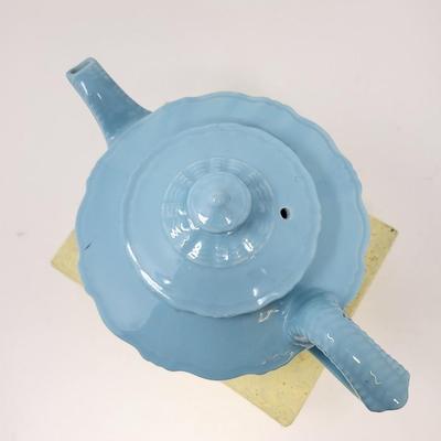 Vintage Hall Pottery Teapot