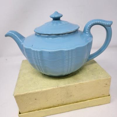 Vintage Hall Pottery Teapot