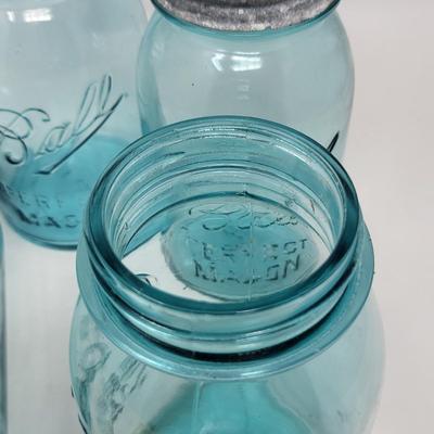 Four Vintage Ball Mason Jars Light Blue Metal Lids