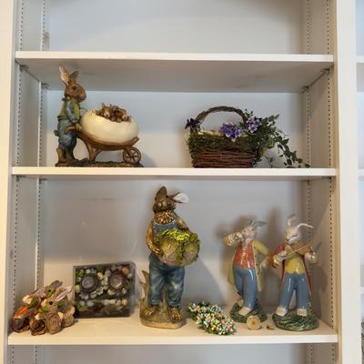 402 Porcelain Bunny Decor Lot