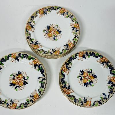 Lot of (16) - 6" bread plate Antique John Maddock and Son Royal Vitreous, English Transfer ware, Majestic Pattern)