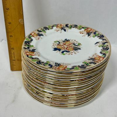 Lot of (16) - 6" bread plate Antique John Maddock and Son Royal Vitreous, English Transfer ware, Majestic Pattern)