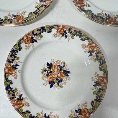 Lot of (5) LUNCHEON plates 9"Antique John Maddock and Son Royal Vitreous, English Transfer ware, Majestic Pattern)