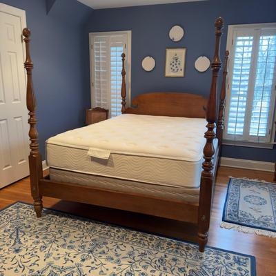 416 Vintage Ethan Allen Four Poster Queen Bed