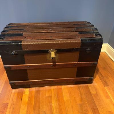 425 Vintage Steamer Trunk