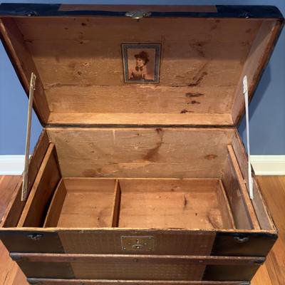 425 Vintage Steamer Trunk