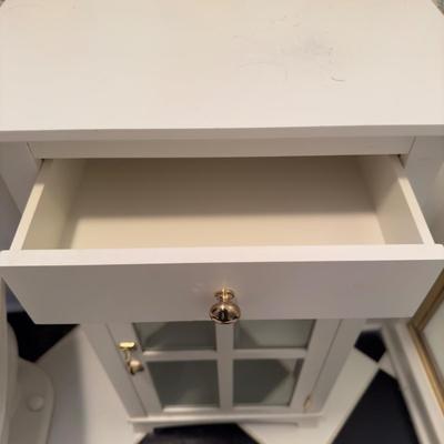 434 Vintage White Single Drawer / Door Stand